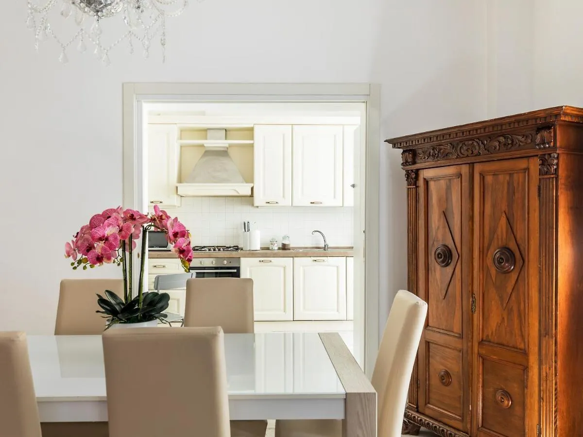Fcr Rome Apartments Gracchi Vatican Italy